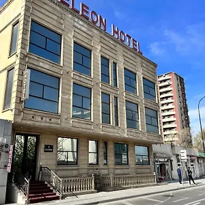 Eleon 3*, Bakü Azerbaycan