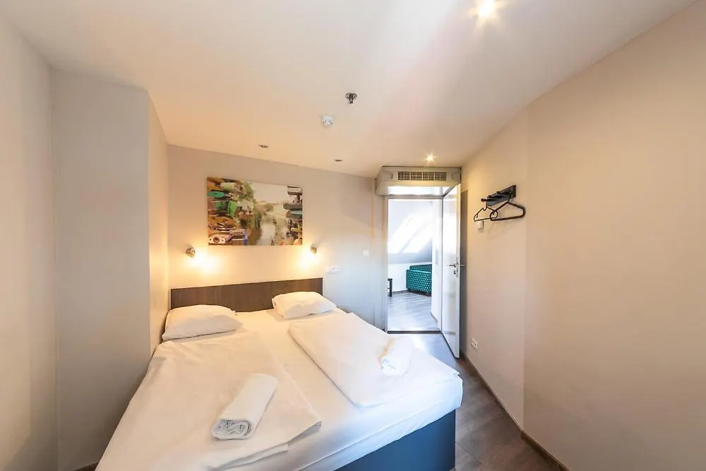 Minimino Hotel Prague 2*,  Czech Republic