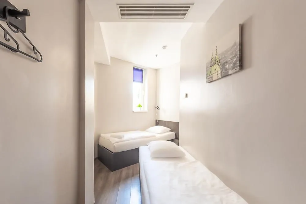 Minimino Hotel Prague 2*,