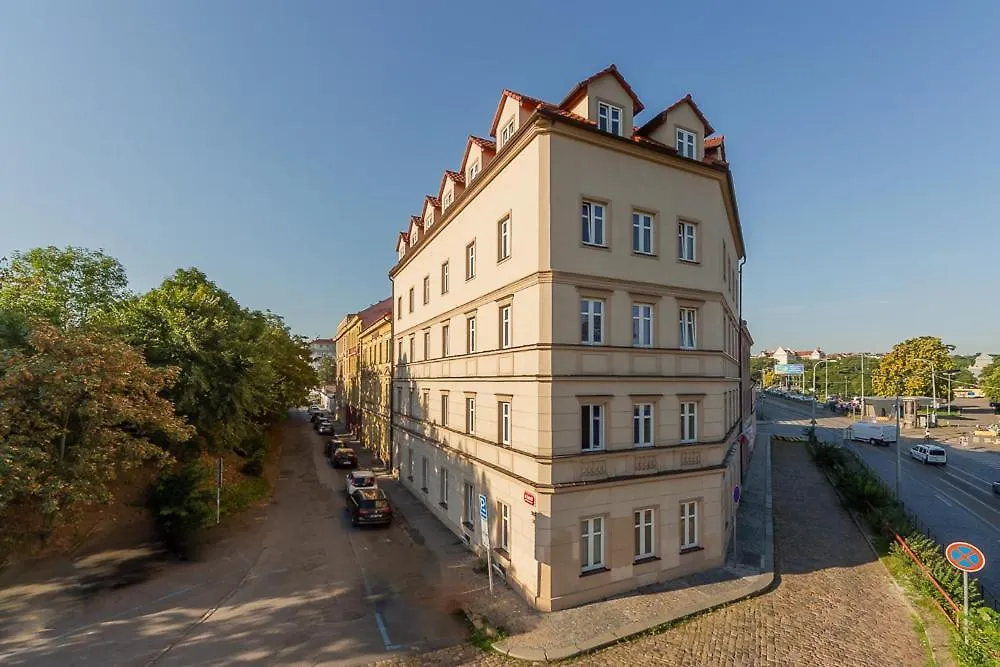Minimino Hotel براغ